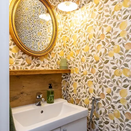 Nyaraló Muhola By Interhome