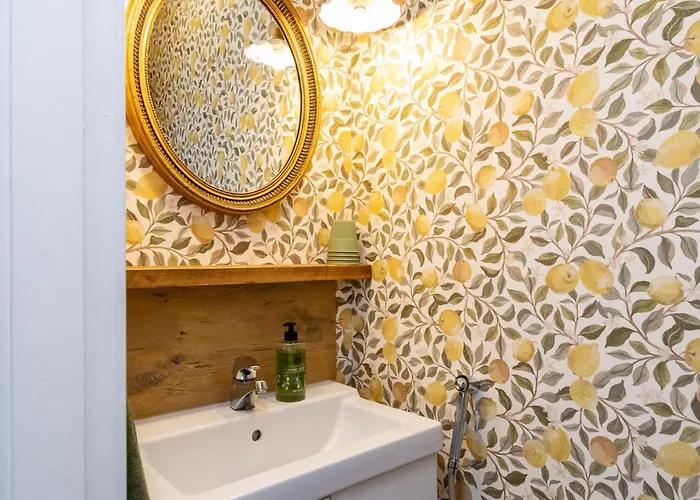 Nyaraló Muhola By Interhome